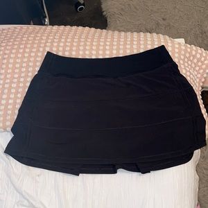 Lululemon pace rival skirt